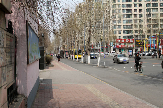 2012年的沈陽八王寺街