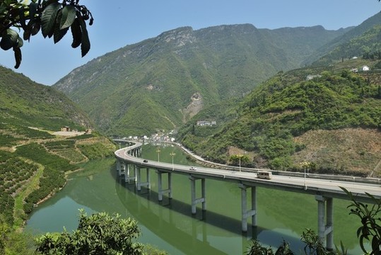 中國最美水上公路