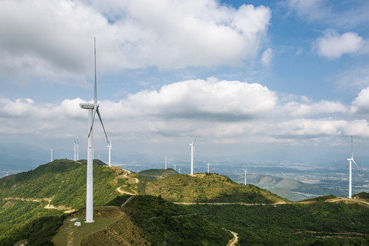 高州根子浮山嶺電車風車群