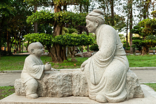 老人與小孩