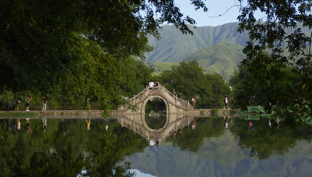 宏村南湖拱橋