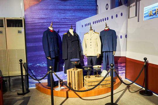 海軍軍服