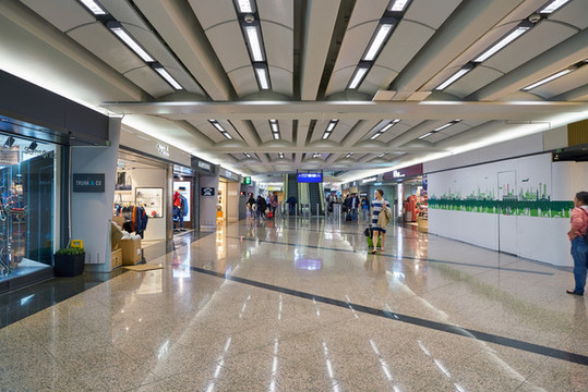 香港國(guó)際機(jī)場(chǎng)機(jī)場(chǎng)大廳