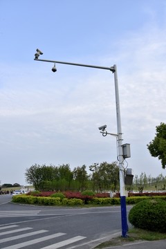 監(jiān)控攝像頭