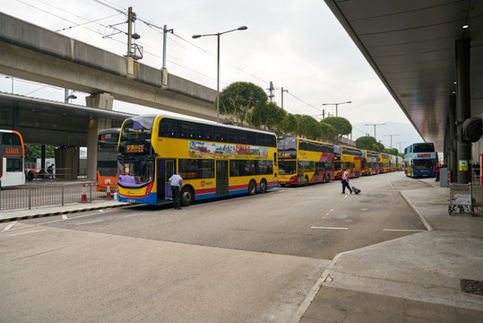 香港國際機場外雙層巴士