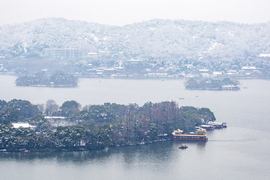 西湖雪景