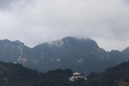山中人家
