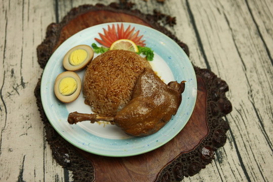 鴨腿飯