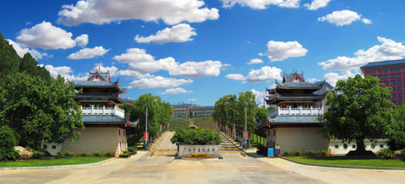 廣西中醫(yī)學院