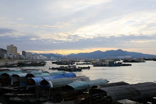 陽(yáng)江東平漁港