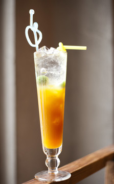 蜜桃菠蘿SODA