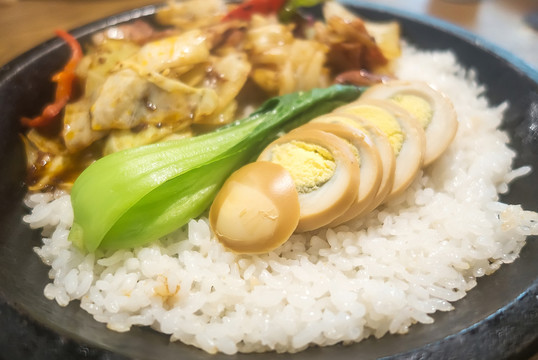 腐竹肉片飯