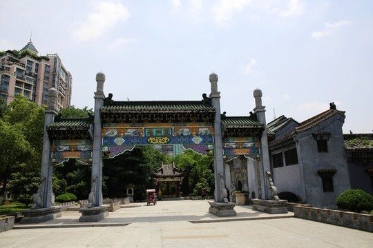 大門牌樓