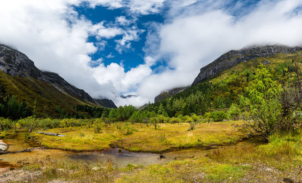畢棚溝全景