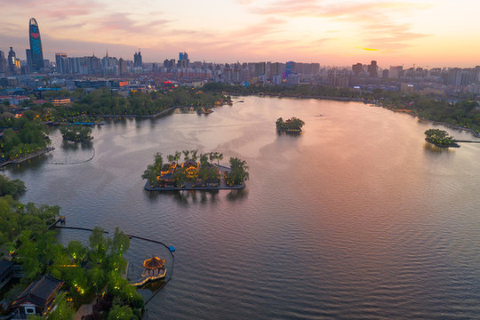 大明湖晚霞42