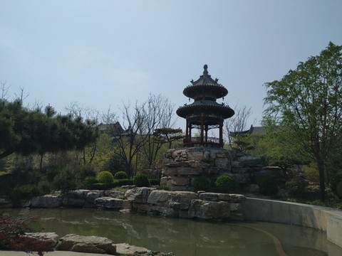 園林池塘涼亭