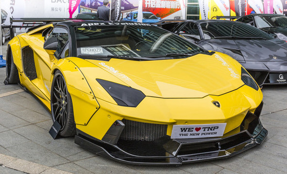 跑車