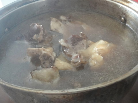 大骨湯