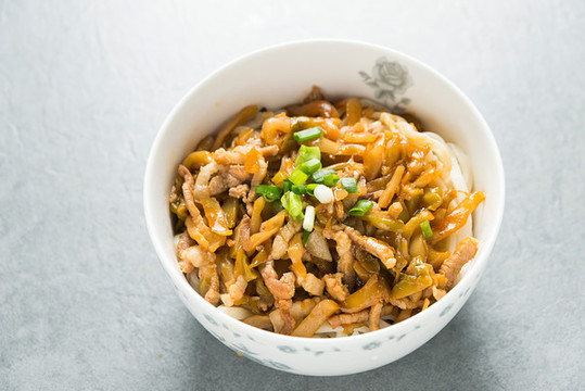 榨菜肉絲面
