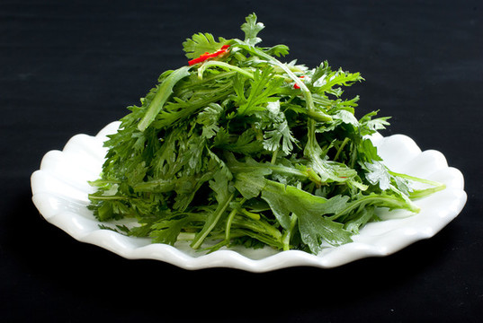 生拌茼蒿