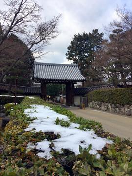 寺廟門