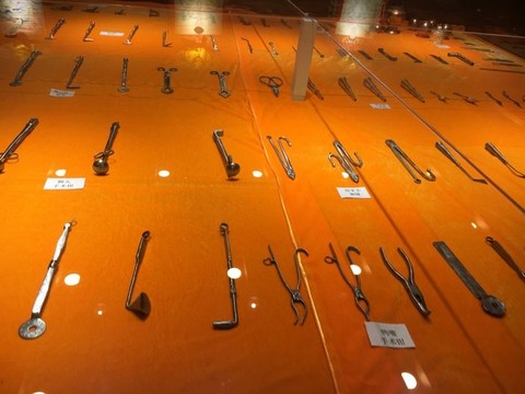 藏醫(yī)使用的工具