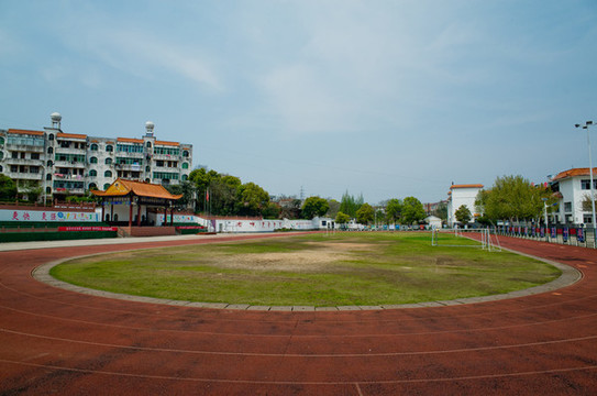 學(xué)校操場