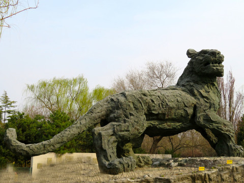 獅子雕塑