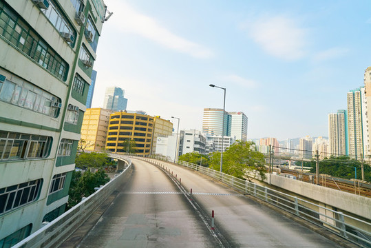 雙層巴士往外看的香港城市景觀