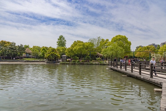 金倉湖公園