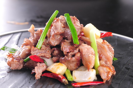 鐵板燒肉筋