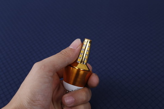 LED節(jié)能光源