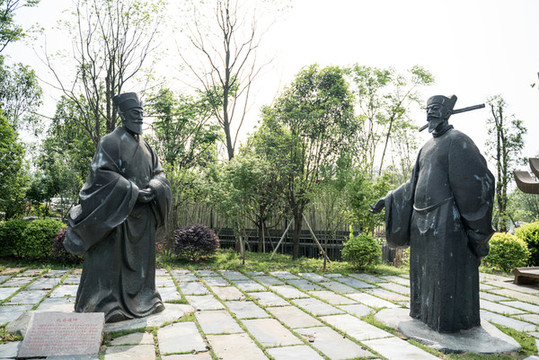 岳陽樓記雕塑