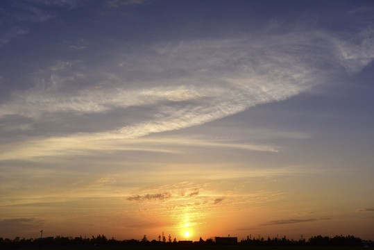 夕陽余暉