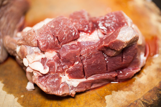 生鮮羊腿肉