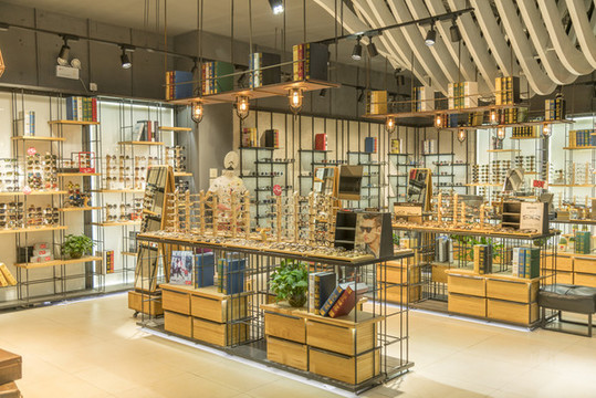 眼鏡專賣店內(nèi)景