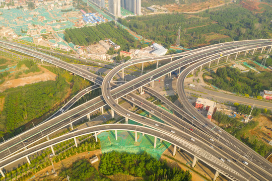 濟(jì)南濟(jì)南鳳凰山立交橋08