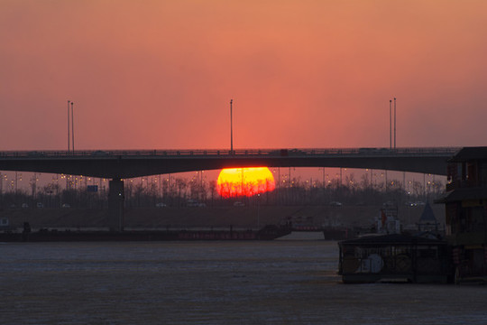 落日江橋
