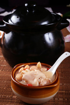 雪豆煲豬蹄
