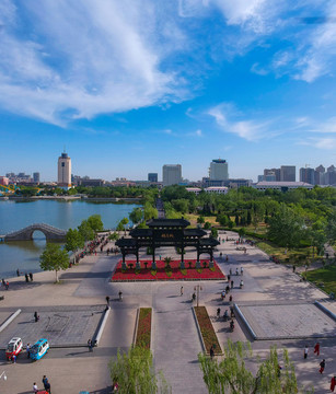 德州明月湖牌坊風(fēng)景