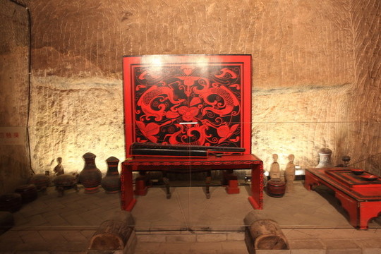 龜山漢墓