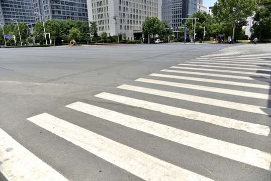 道路斑馬線