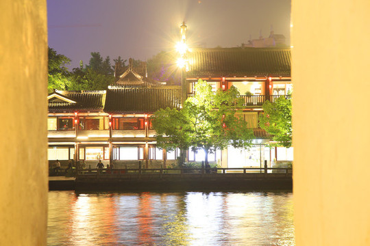杭州運河廣場夜景