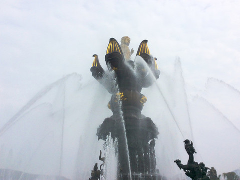 江南旅游無錫靈山景區(qū)九龍灌浴