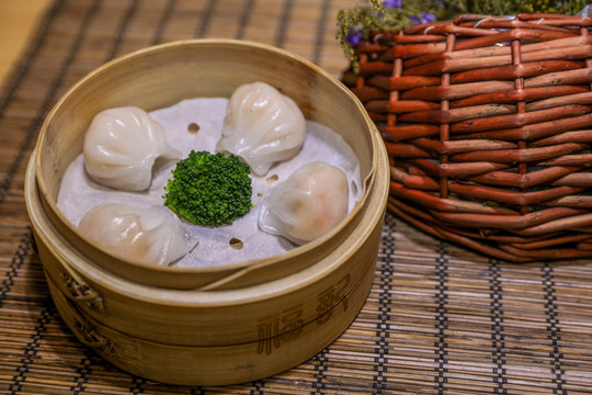 早茶粉餃