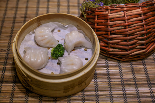 早茶粉餃