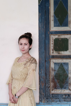 维吾尔族姑娘
