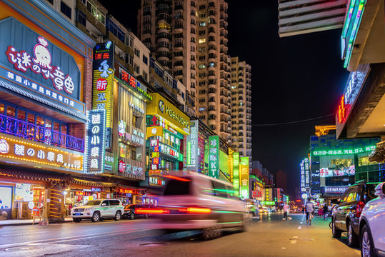 遼寧沈陽(yáng)西塔街夜景