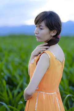 維吾爾族姑娘