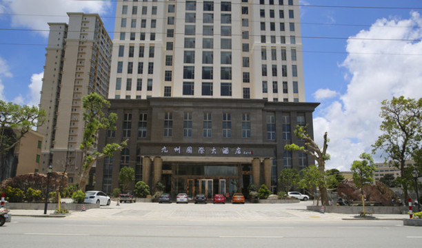 酒店大門